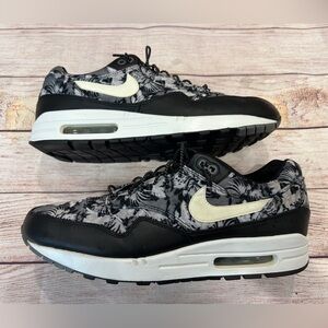 NIKE AIR MAX 1 Black Floral Men’s Size 12 EUC